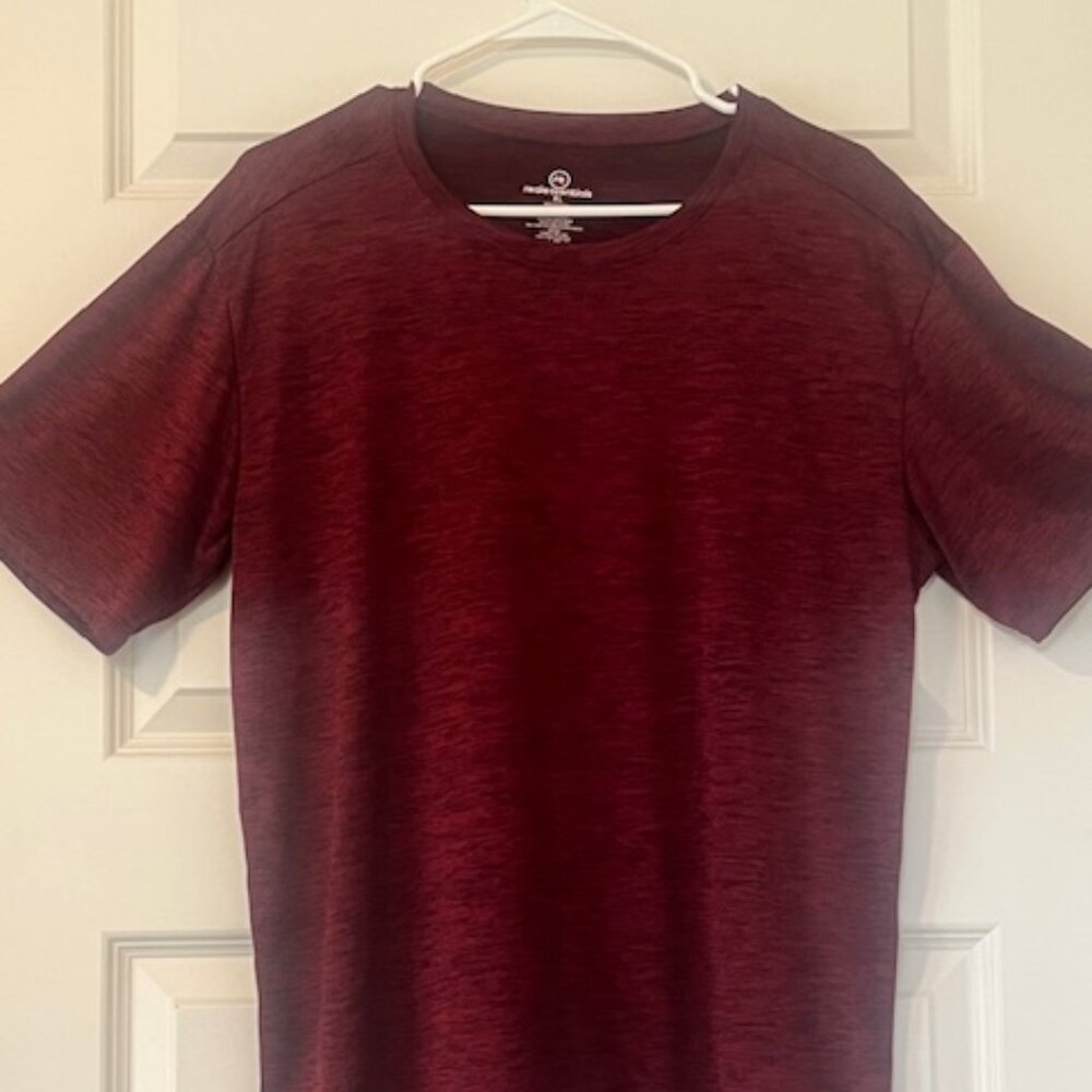 Real Essentials Dark red short sleeve shirt size XL